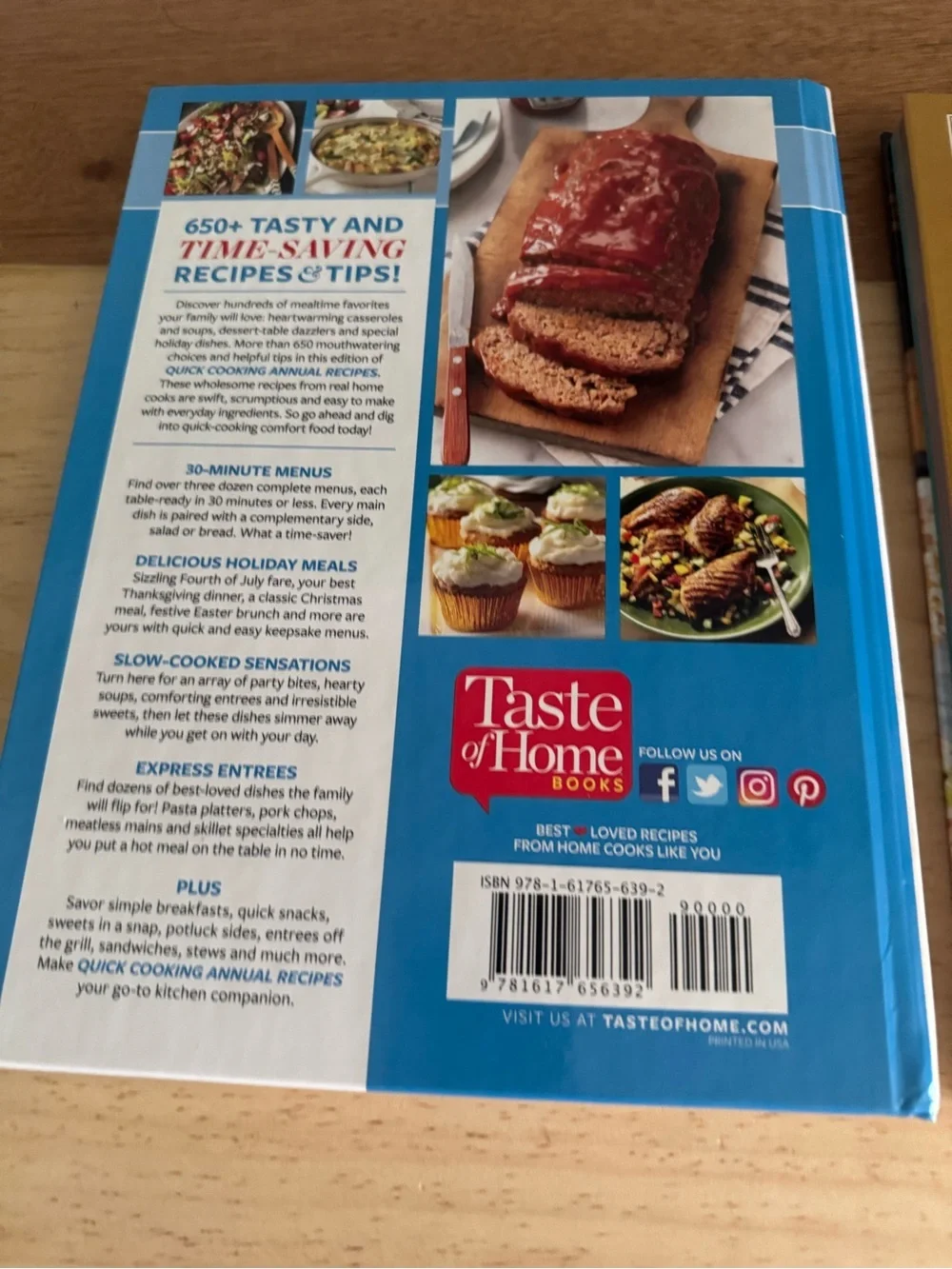 TASTE OF HOME  Quick Cooking & Holiday Celebrations Cookbooks 2017 edition